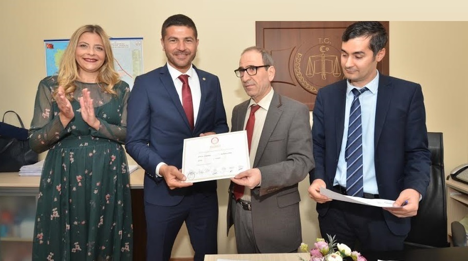 Fatih Gürbüz mazbatasını aldı 