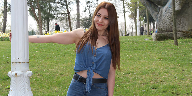 Güzel oyuncu sinemada ikide iki yapmanın peşinde