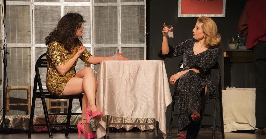 “TİYATRO SAHNESİNDE HÜZÜNLÜ BİR İZMİR HİKÂYESİ”