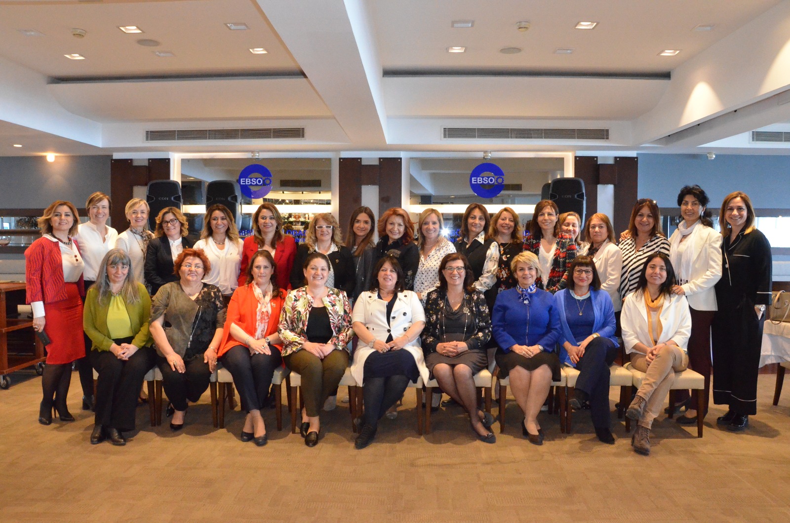 ANKARALI İŞ KADINLARINDAN İZMİR ÇIKARMASI