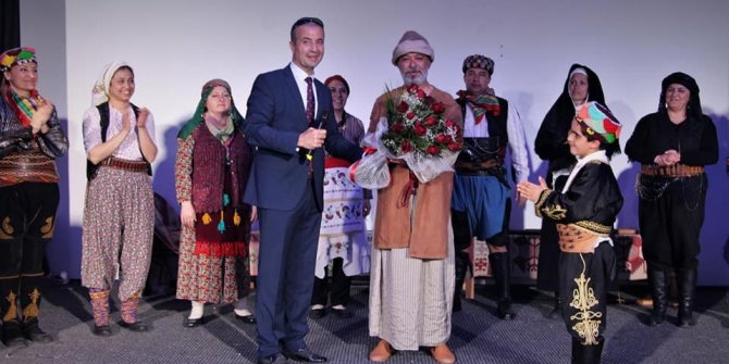 Foça Açık Cezaevinde tiyatro oyunu sahnelendi