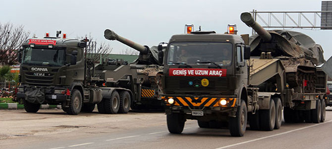 Irak sınırına askeri sevkıyat sürüyor!