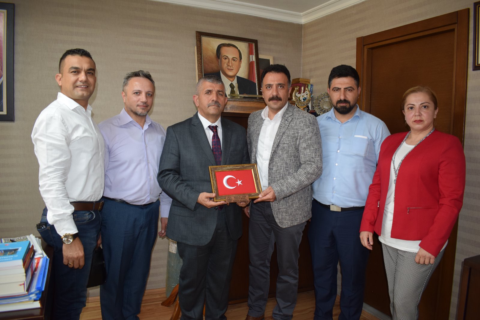 Sağlık-Sen İzmir 1 No’lu Şubesi MHP İzmir İl Başkanına Nezaket Ziyaretinde Bulundu