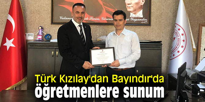 Türk Kızılay'dan Bayındır'da öğretmenlere sunum