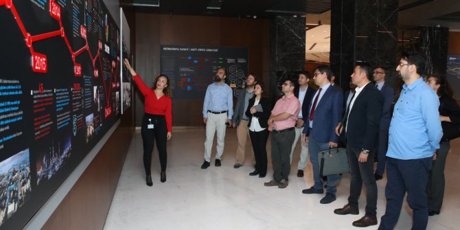 İzmir Katip Çelebi Üniversitesi'nden Petkim'e ziyaret