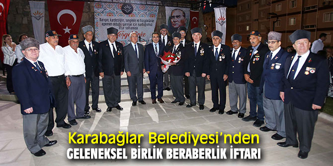 Karabağlar'da geleneksel birlik beraberlik iftarı düzenlendi