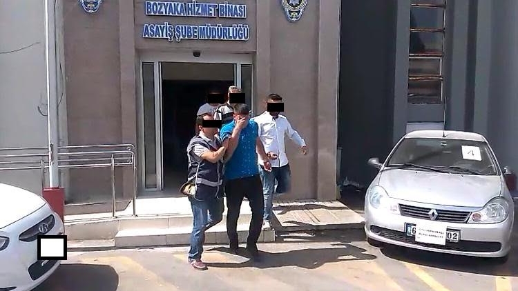 İzmir'de Gaspçılar Kıskıvrak Yakalandı