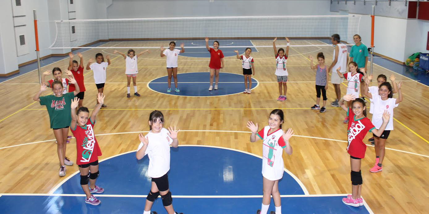 Karşıyaka Voleybol Spor Okulu'nda kış dönemi başlıyor