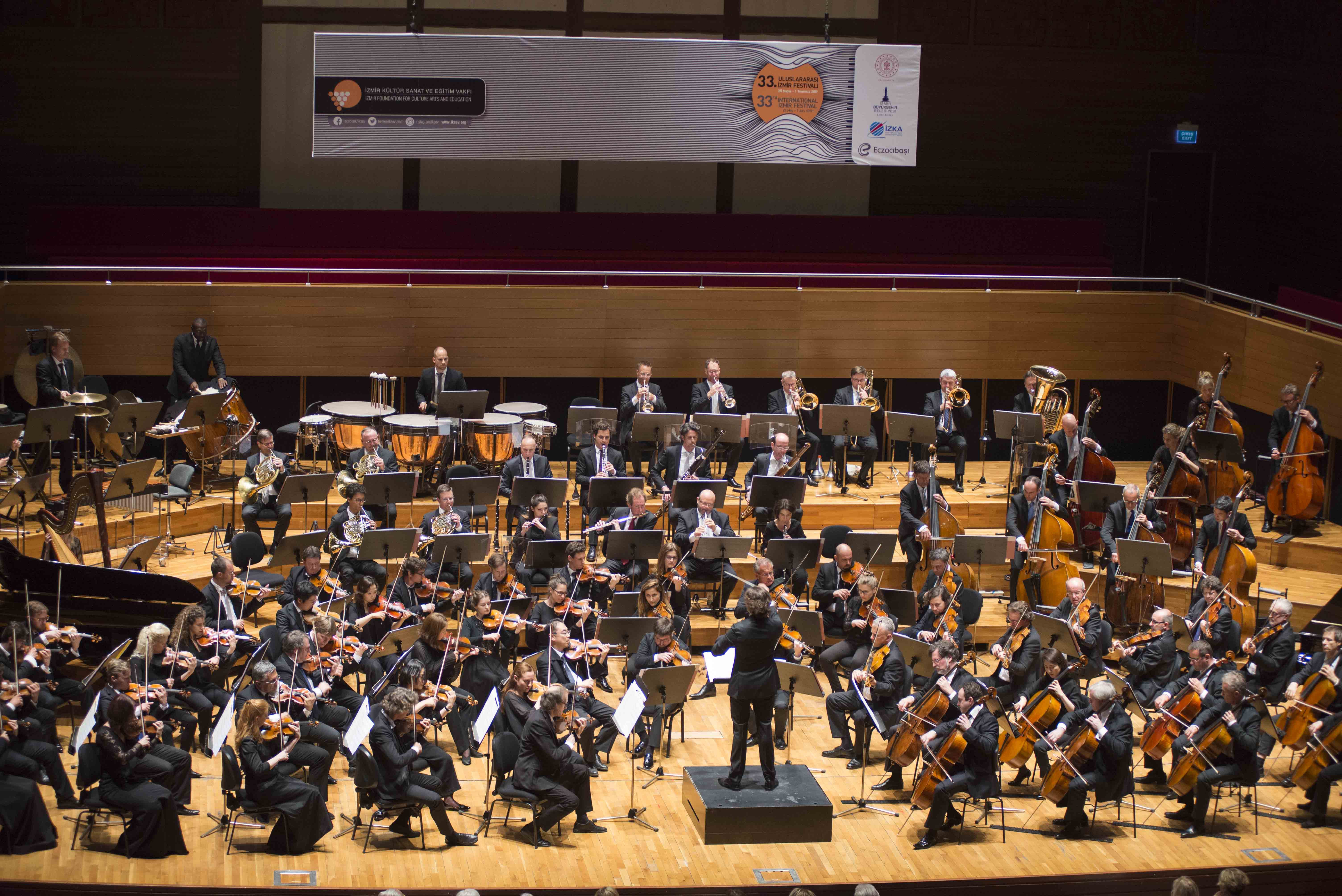 Luxemburg Filarmoni Orkestrası & Yuja Wang