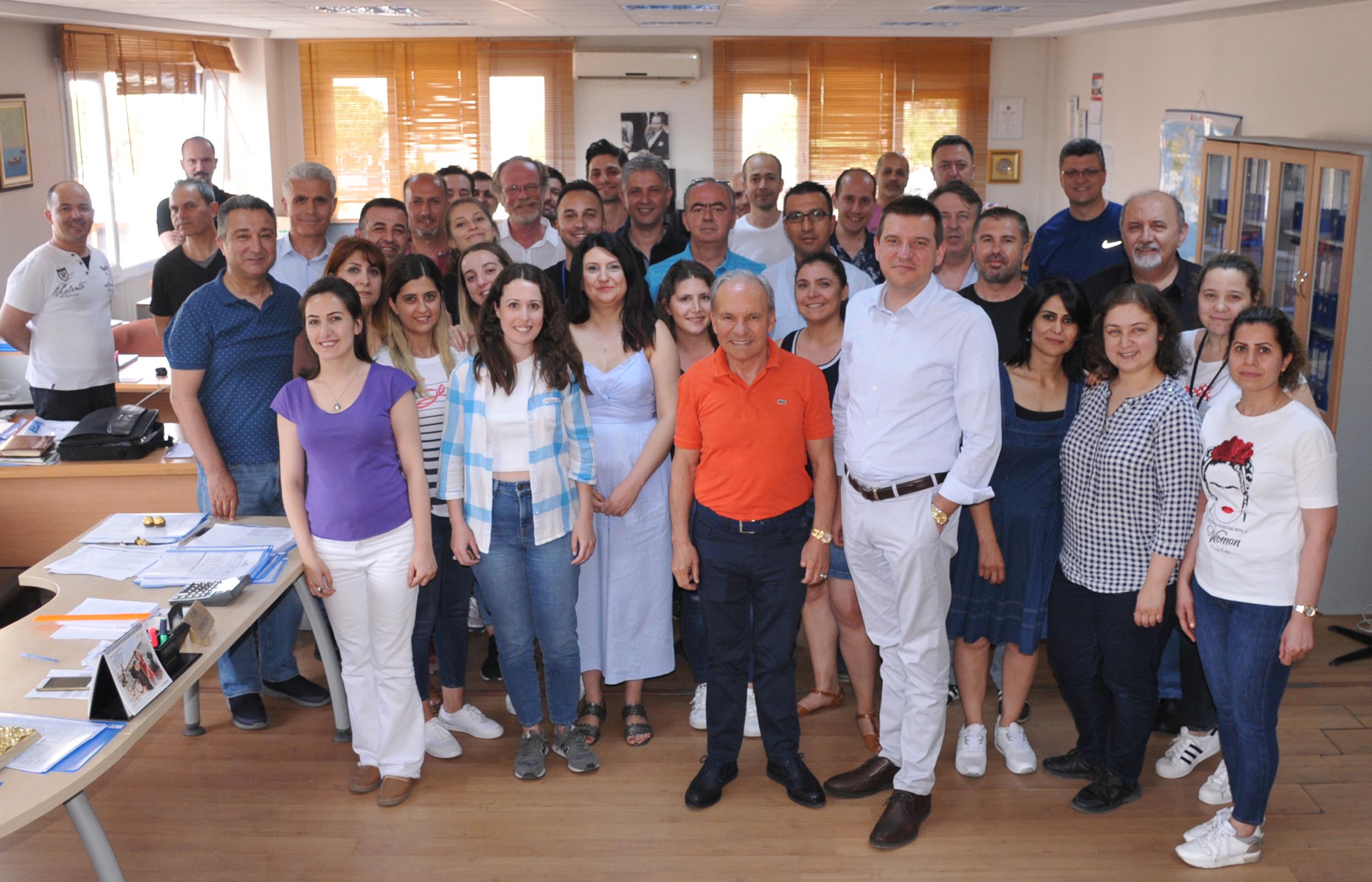 Fedakarlıkları karşılıklı yapmalıyız.