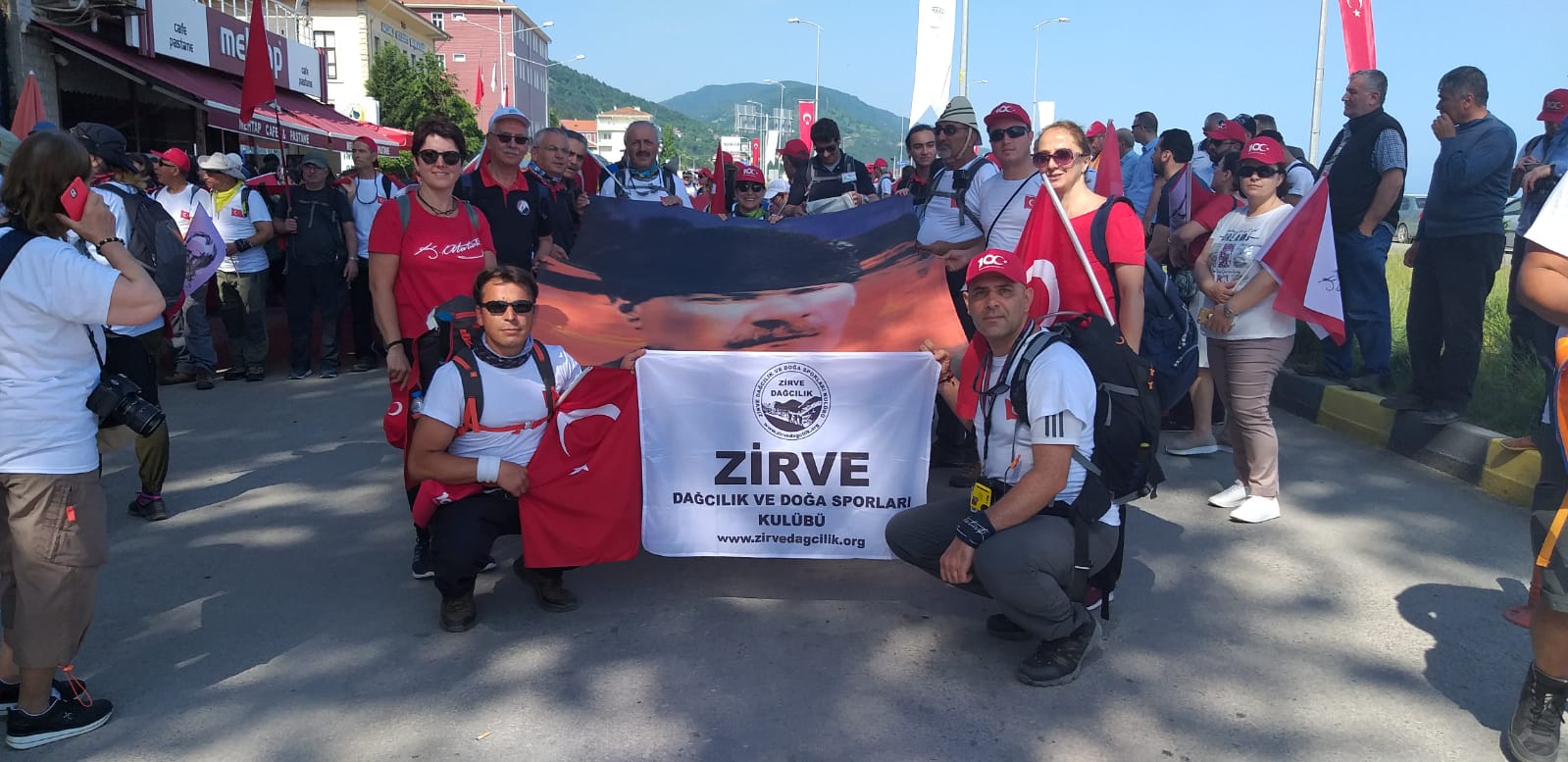 Ahmet Eyüpoğlu, Atatürk ve İstiklal Yolu Yürüyüşüne Katıldı