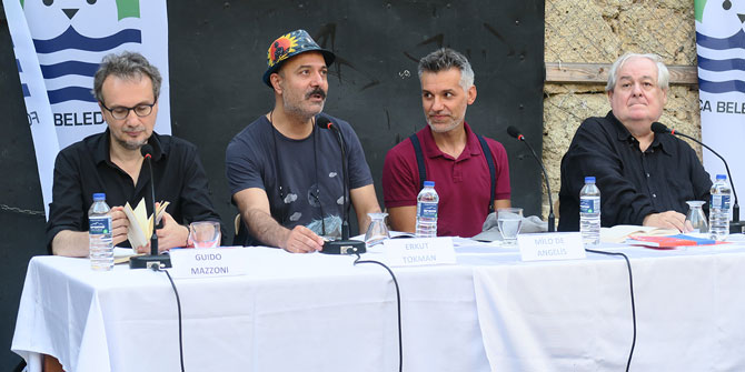 Foça Beşkapılar Kalesi'nde şiir etkinliği