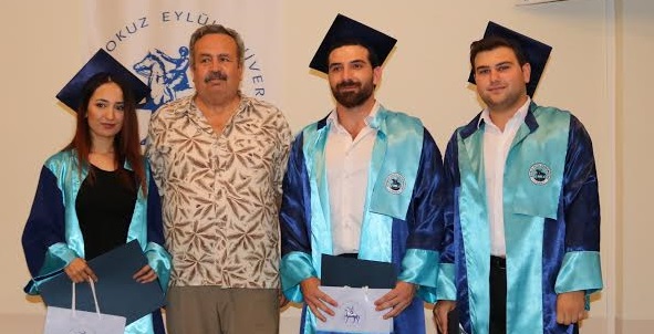 6.dönem mezunları törenle diplomalarını aldı.