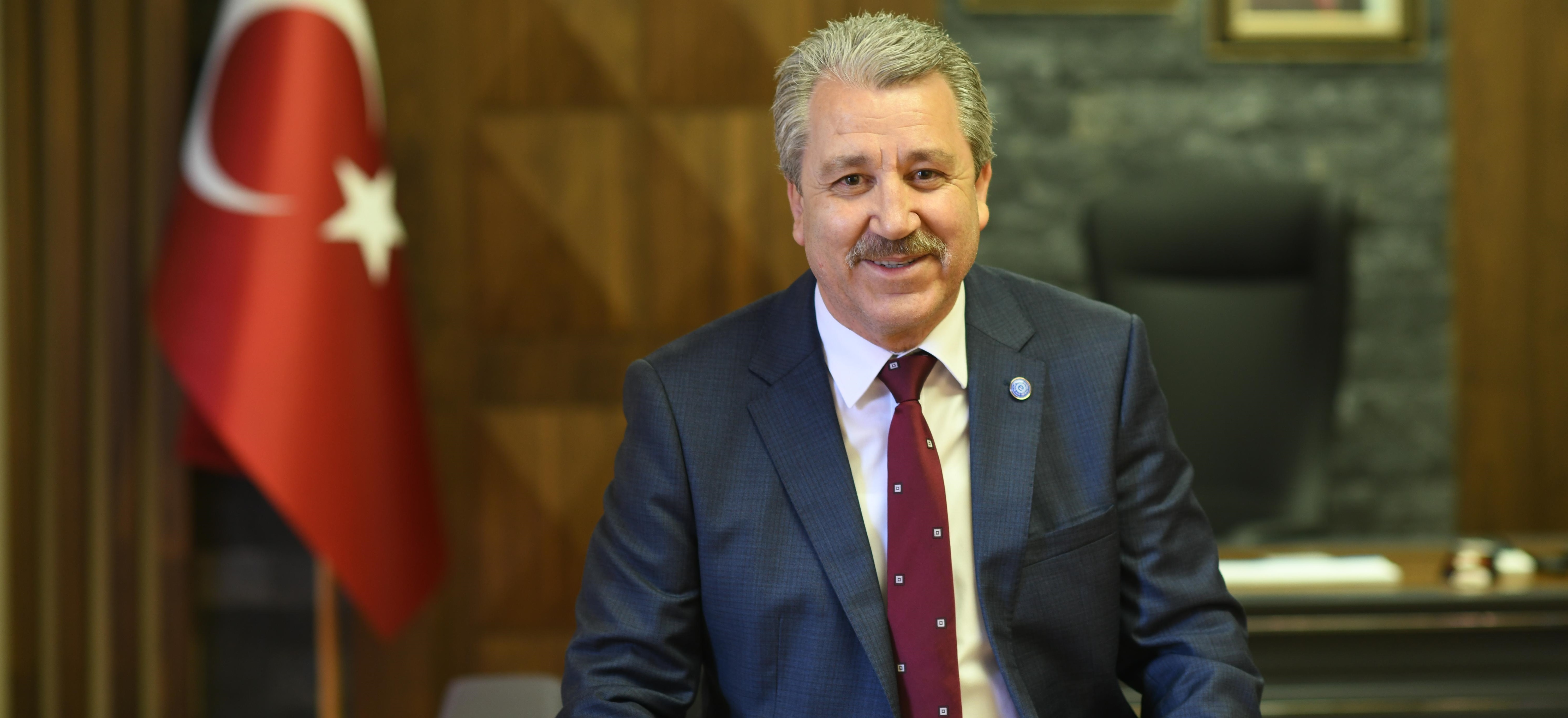 İzmir'de Genç Araştırmacılara Burs Müjdesi