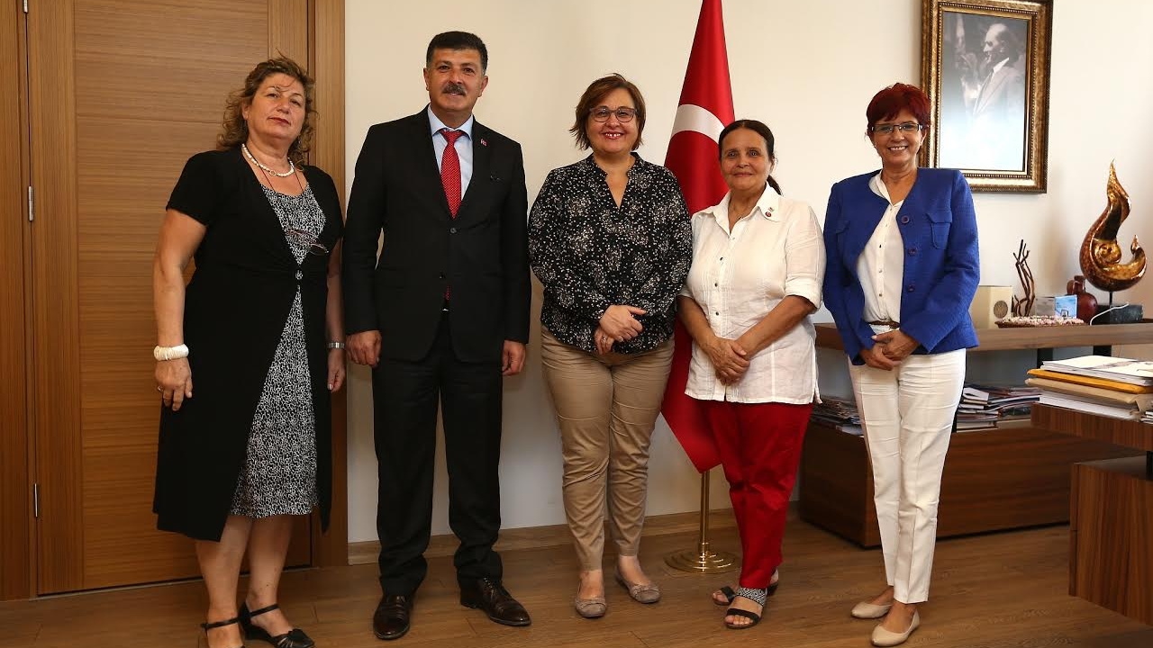 Pekdaş’a Muhtarlardan Teşekkür Ziyareti