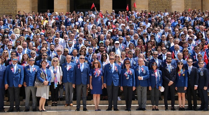 3 Bölge Rotaryen, Rotaractör ve Interactörleri aileleriyle birlikte ATA'sına Koştu