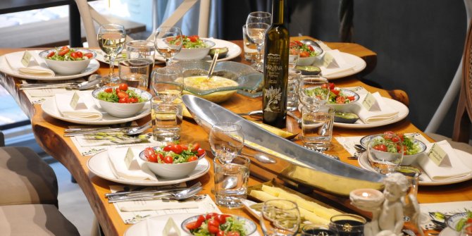 İzmir’in ünlü restoran sahipleri ve şefleri buluştu!