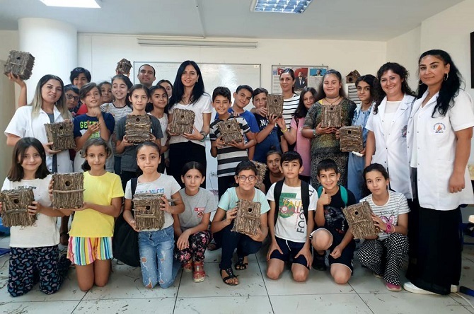 Kaz Dağı Kuşlarına Çocuklardan Yuva