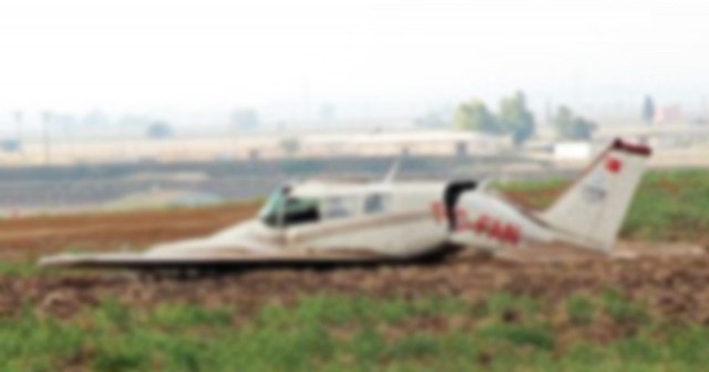 Eğitim uçağı düştü! 2 kişinin hayatını kaybetti