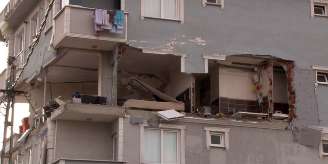 Binada doğalgaz patlaması: 1 yaralı!