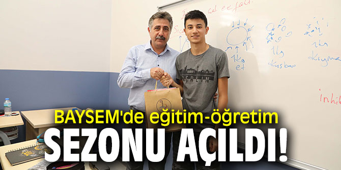 Bayraklı Belediyesi Sosyal Etkinlik Merkezi'nde eğitim-öğretim sezonu açıldı!