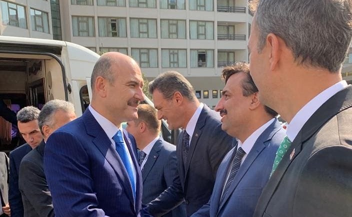 Cemal Bekle İzmir’de teşkilatlarını ziyarete devam ediyor. 