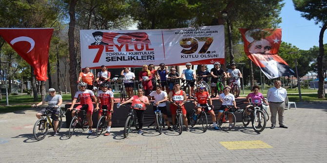 Torbalı’da Bisiklet yarışması nefes kesti