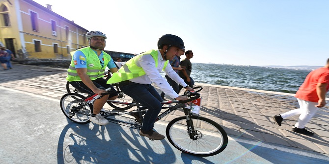 Görme engelli bireylerle birlikte bisiklet sürdüler