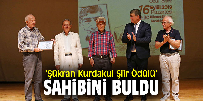 ‘Şükran Kurdakul Şiir Ödülü’ Özgen Seçkin'in!