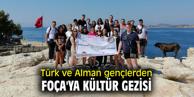 Türk ve Alman gençlerden Foça'ya kültür gezisi