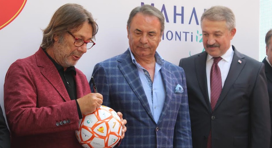 Türkerler Holding Göztepe'ye 4. kez sponsor oldu 