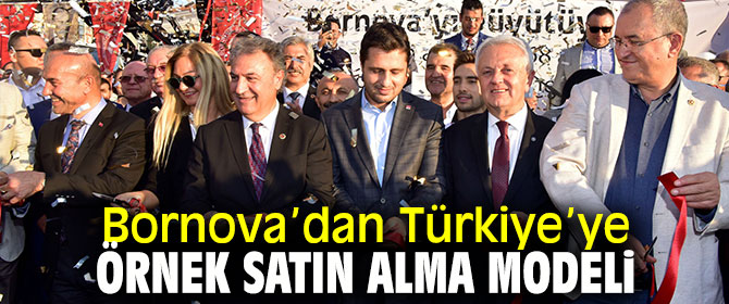 Bornova Belediyesi 68 aracı törenle teslim aldı