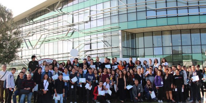 Geleceğin liseli girişimcilerine İzmir Kalkınma Ajansı'ndan destek!