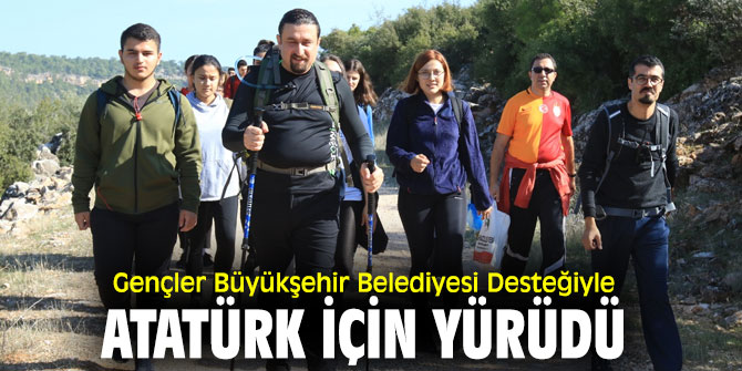 Gençler Atatürk anısına yürüdü!