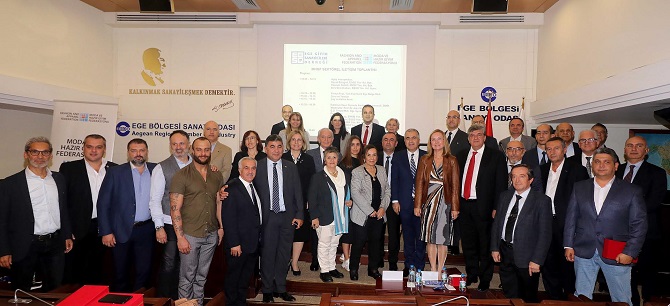 Tekstil sektörü İzmir’de buluştu