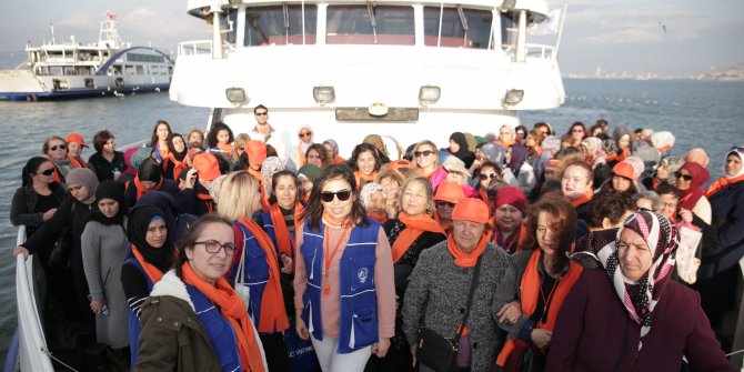 Kadınlardan şiddete tepki!