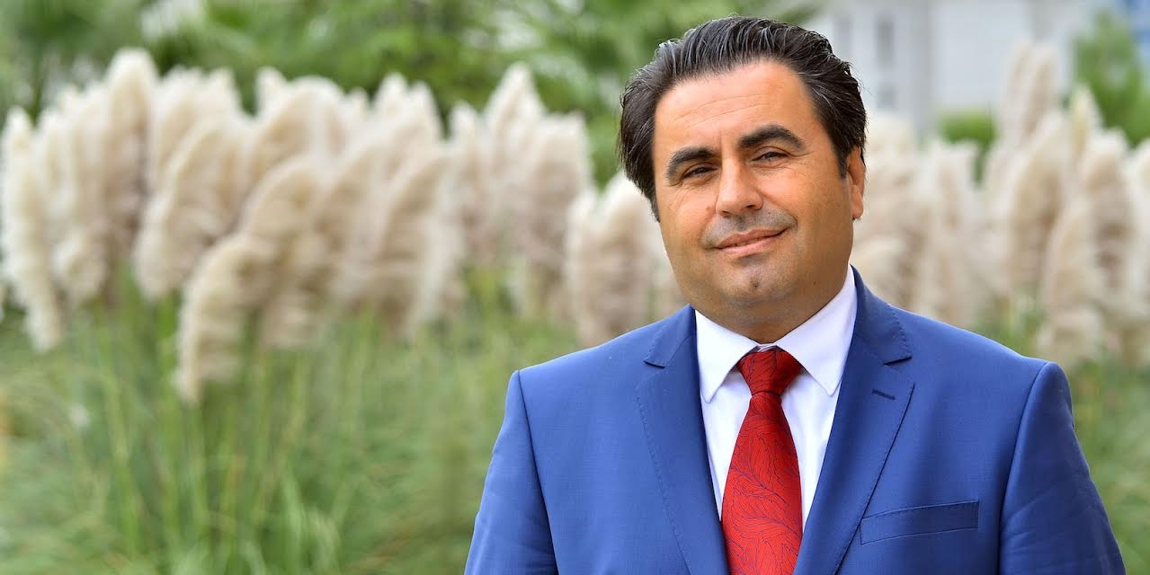 “Madem adaysın ön seçimde neredeydin?”