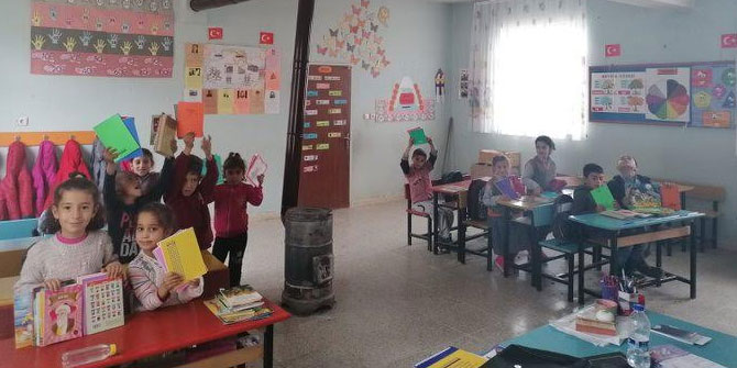 ‘Kütüphanesiz Okul İstemiyoruz’ projesinde kitap yardımı!