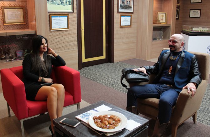 Şovküteri'den son model araba!