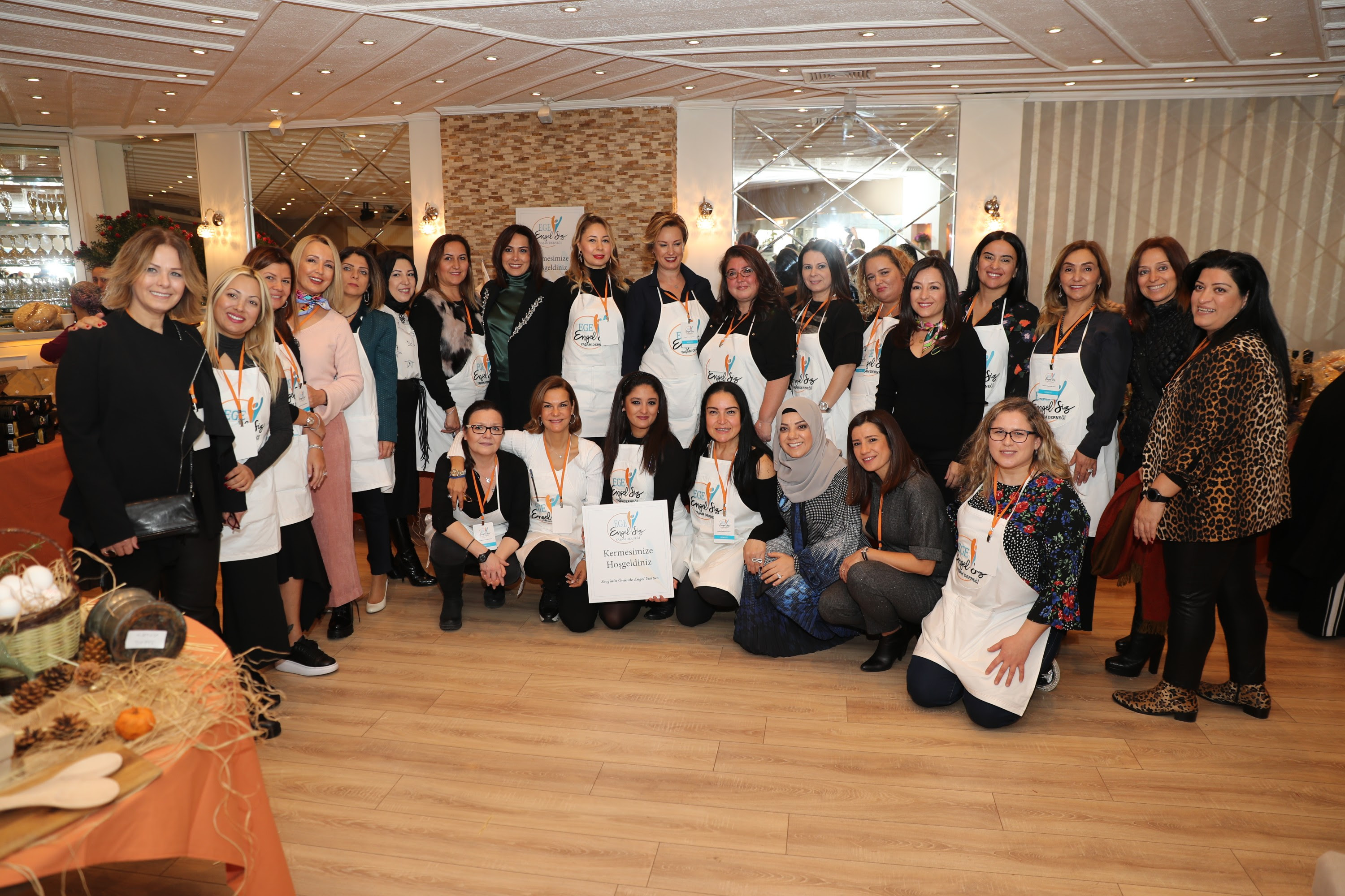 Engelsiz yılbaşı kermesi