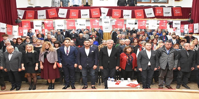 Ayla Yılmaz, Cumhuriyet Halk Partisi Foça İlçe Başkanı seçildi…