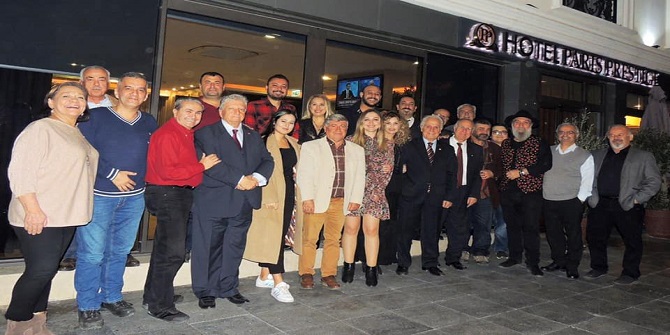 YAZARLARIN KIŞ KAMPI