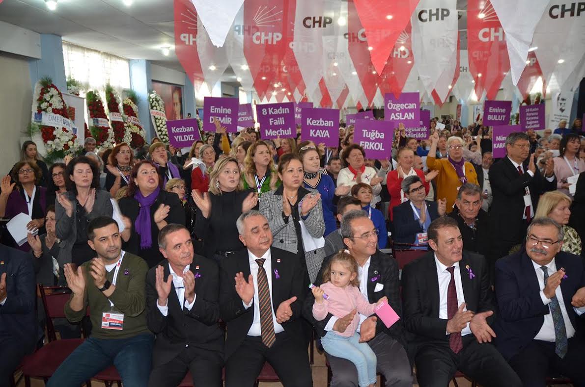 CHP KONGRESİNE KADINLAR DAMGA VURDU