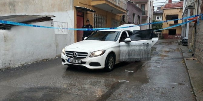 MHP'li Urla ilçe başkana silahlı saldırı! 