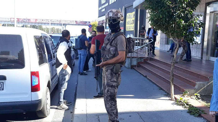 Avcılar’da banka soygunu! 