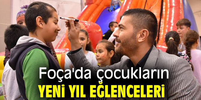  Foça'da çocukların yeni yıl eğlenceleri
