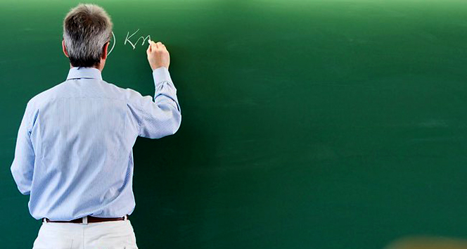 Flaş Haber! 2 bin 400 öğretmen açığa alındı