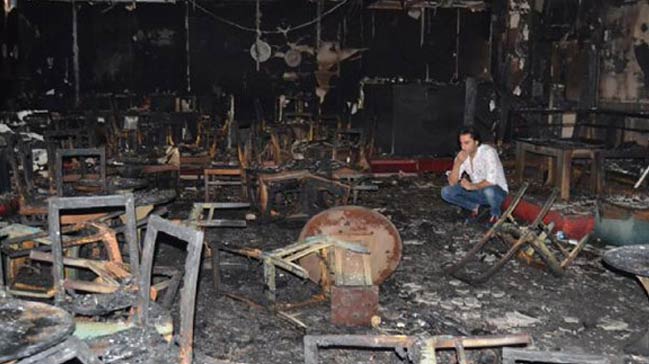 Ünlü eğlence merkezi kül oldu