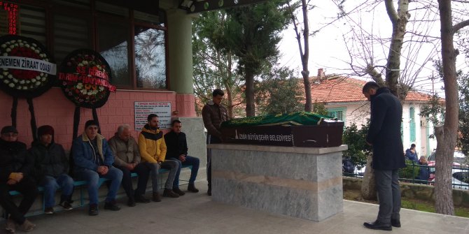 Foça'da hayatını kaybeden balıkçı son yolculuğuna uğurlandı!