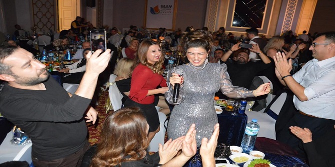 SULTAN SAĞLIK BEREKET DİLEDİ